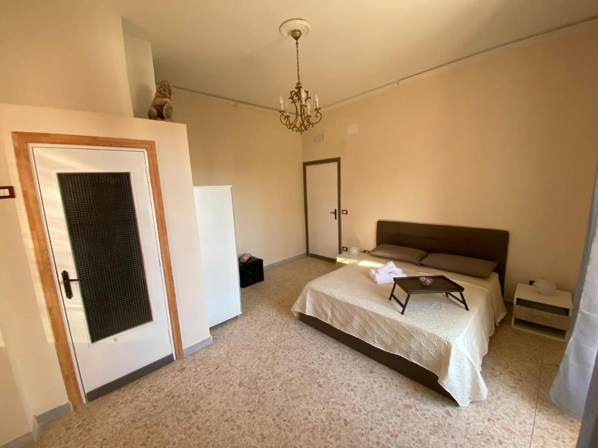 Happy Days Terracina Bed & Breakfast Ngoại thất bức ảnh