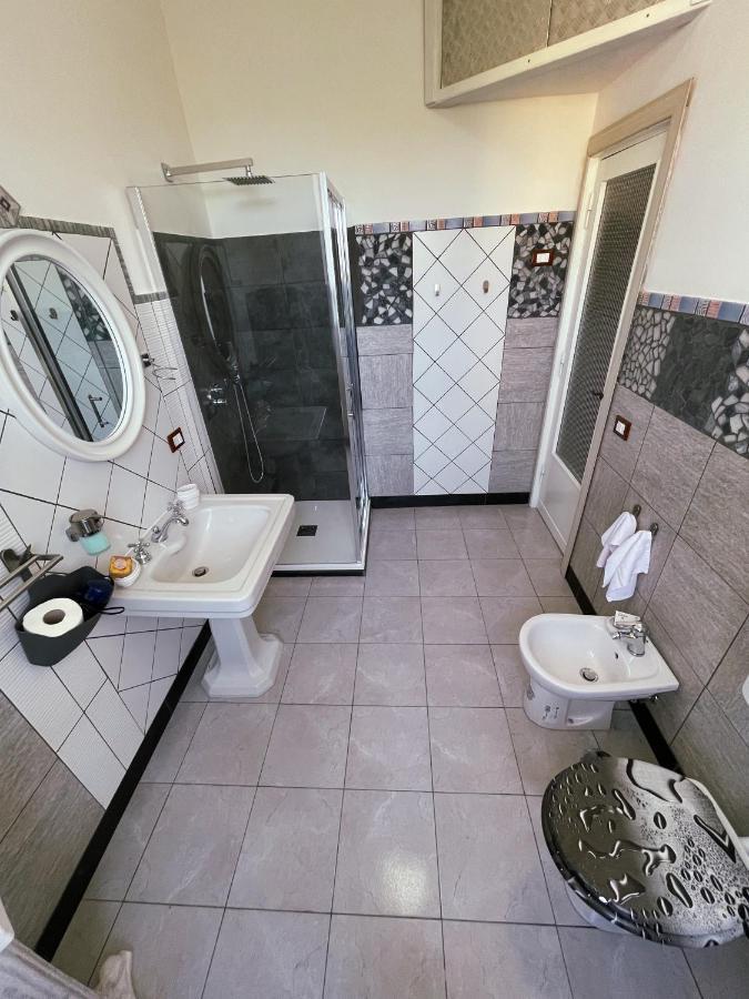 Happy Days Terracina Bed & Breakfast Ngoại thất bức ảnh