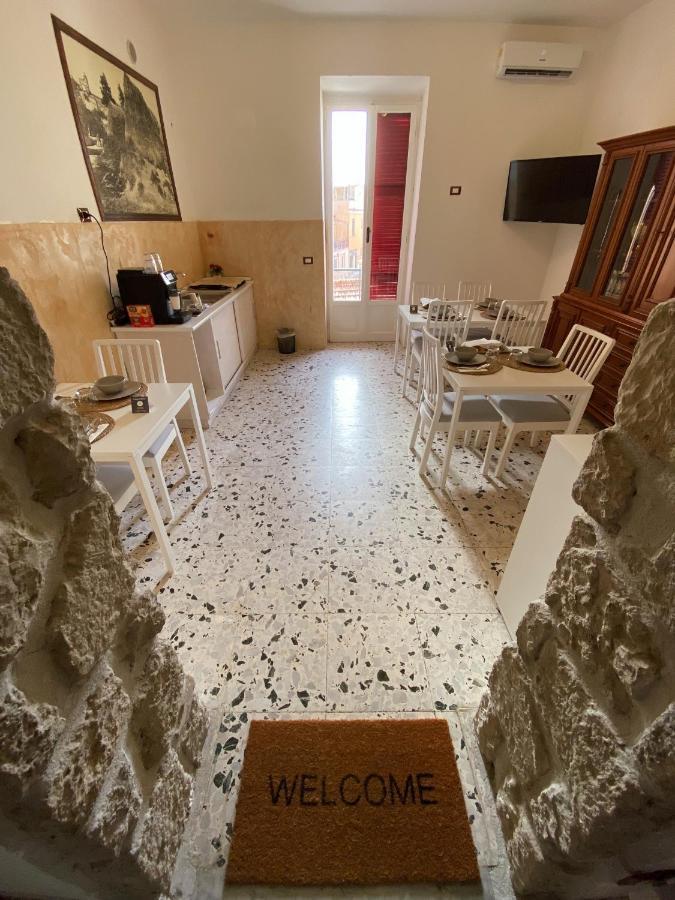 Happy Days Terracina Bed & Breakfast Ngoại thất bức ảnh